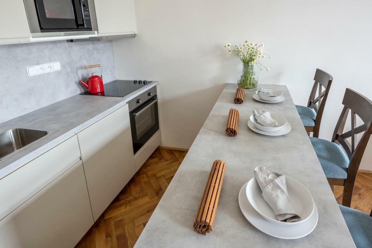Letna Garden Suites Πράγα Εξωτερικό φωτογραφία