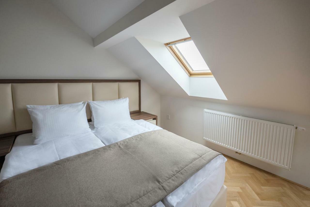 Letna Garden Suites Πράγα Εξωτερικό φωτογραφία