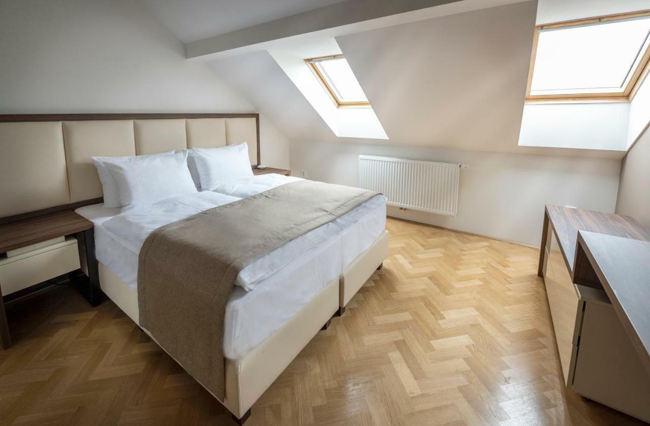 Letna Garden Suites Πράγα Εξωτερικό φωτογραφία