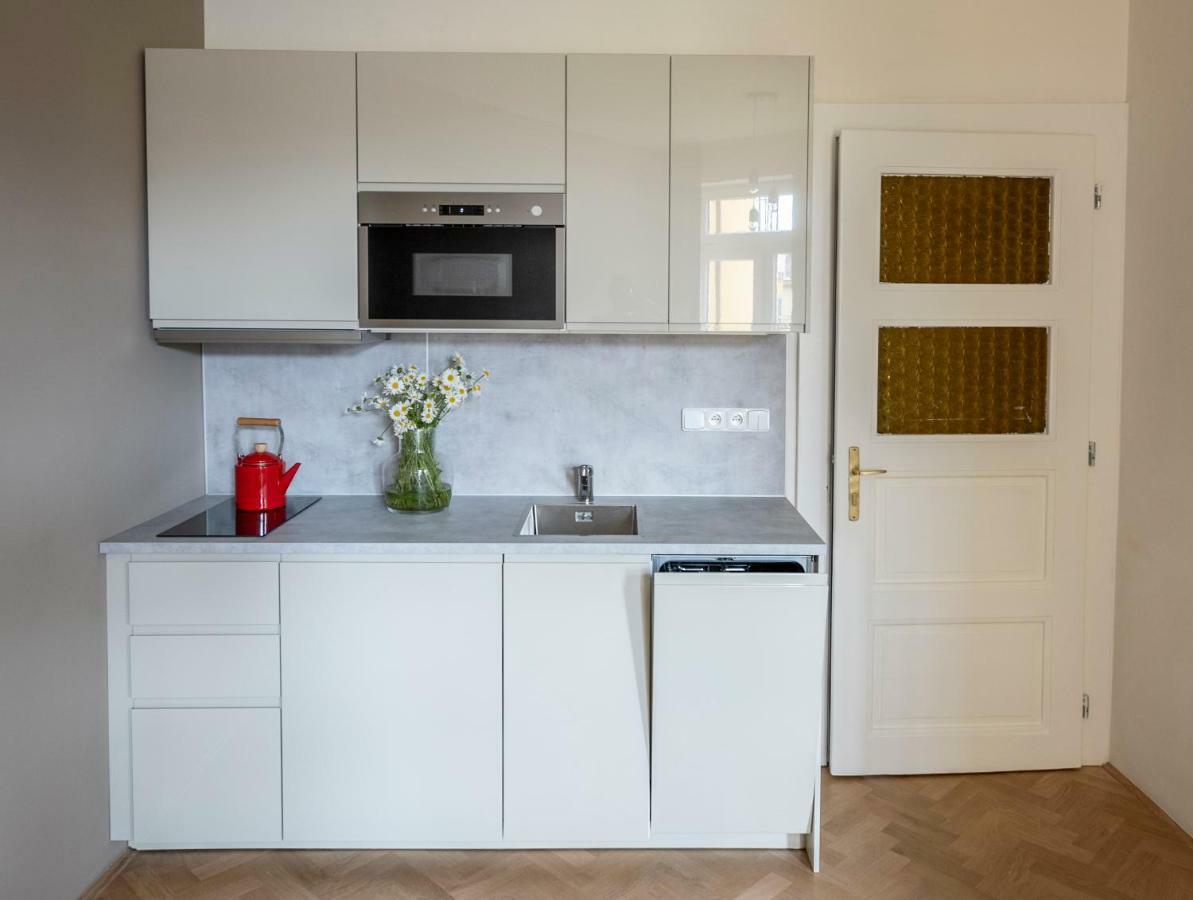 Letna Garden Suites Πράγα Εξωτερικό φωτογραφία